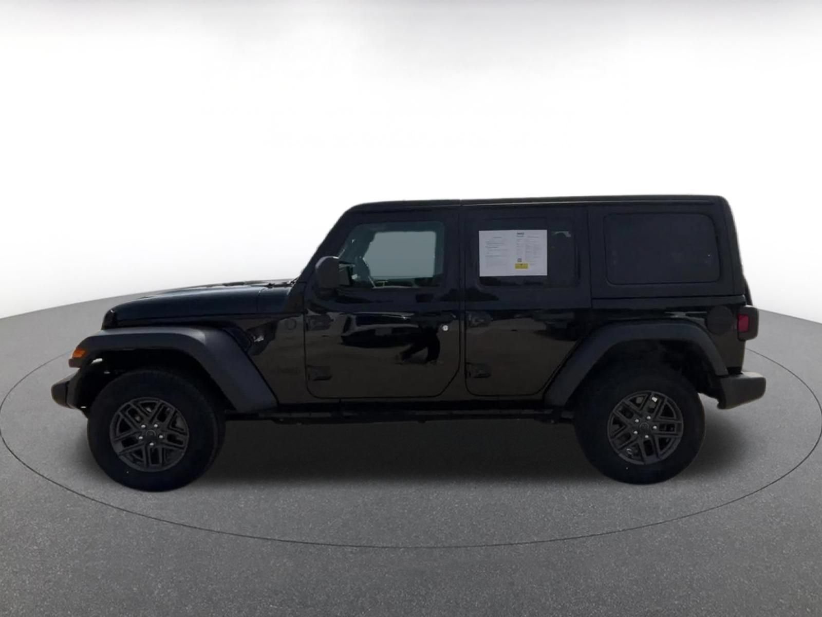 Used 2025 Jeep Wrangler Unlimited Sport AWD/4WD image 7
