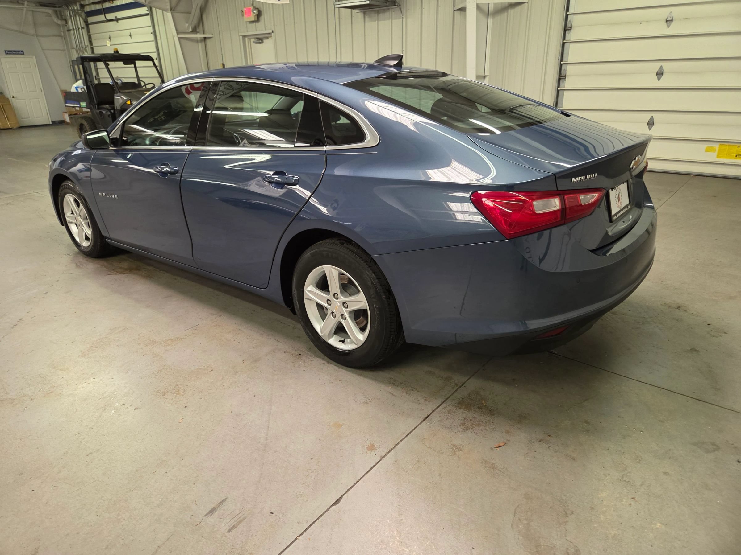 Used 2024 Chevrolet Malibu LS FWD image 4