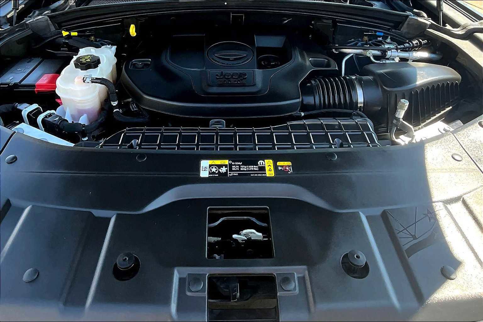 Used 2024 Jeep Grand Cherokee L Overland w/ Trailer Tow Package image 61