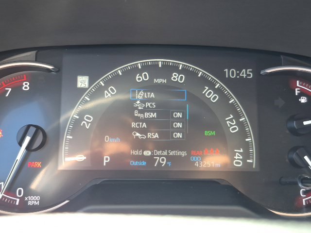 Used 2025 Toyota RAV4 XLE FWD image 11