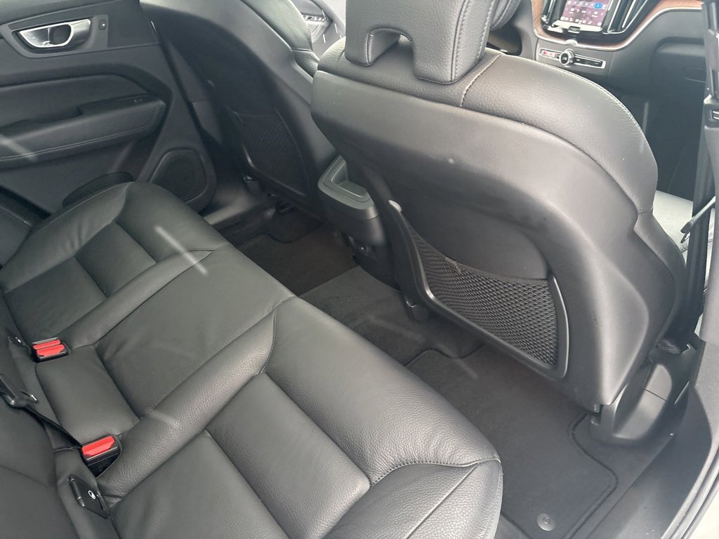 Certified 2024 Volvo XC60 B5 Plus image 44