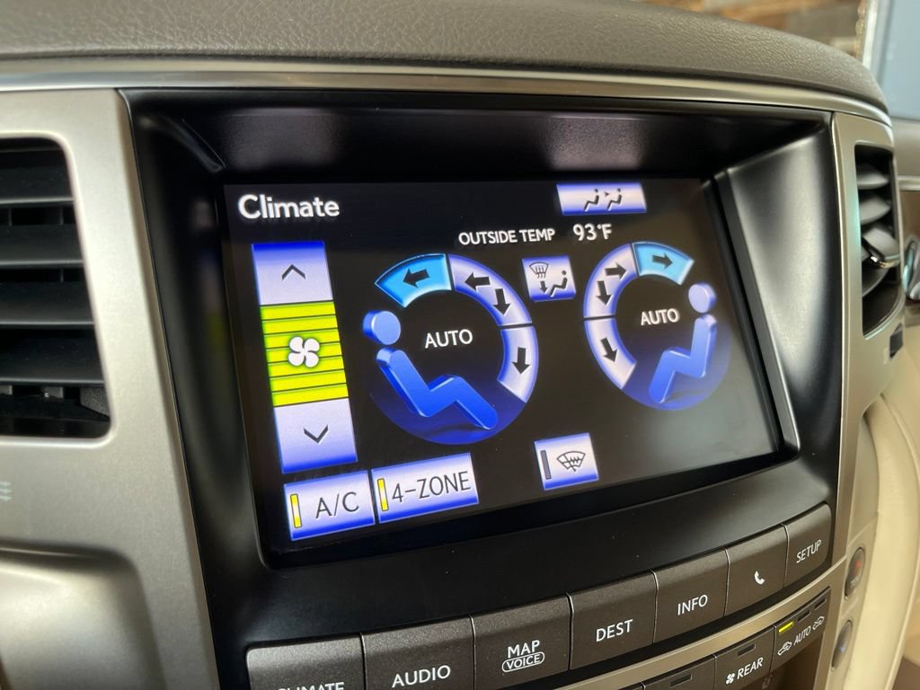 Used 2014 Lexus LX 570 4WD w/ Luxury Package image 35
