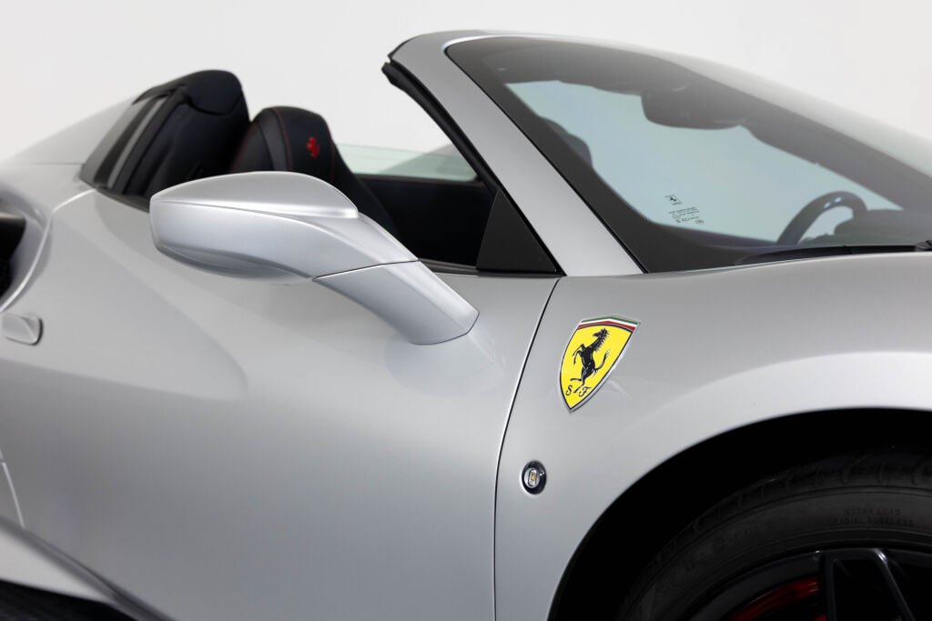 Used 2022 Ferrari F8 Tributo RWD image 20