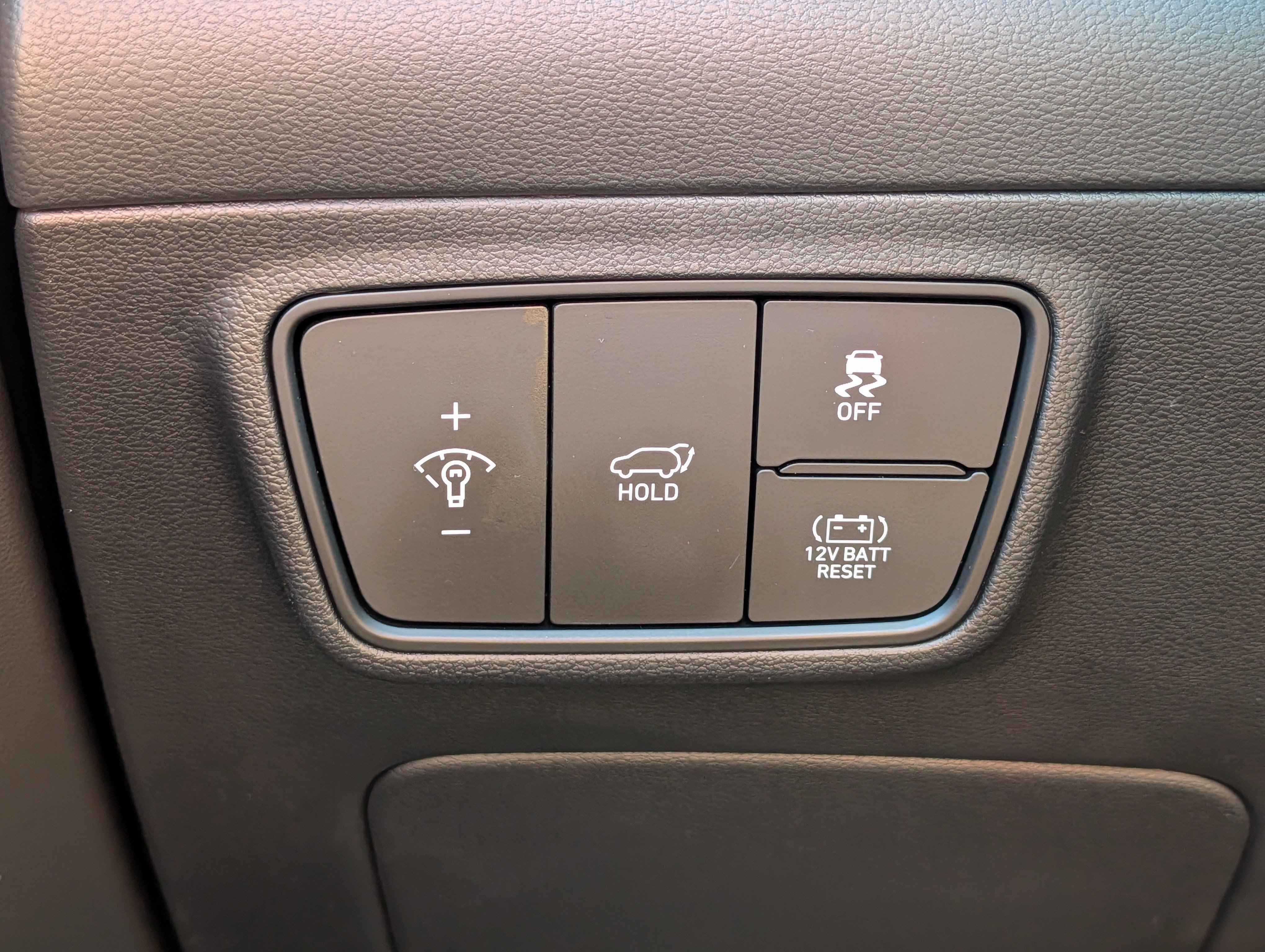 Certified 2024 Hyundai Tucson Limited AWD/4WD image 26