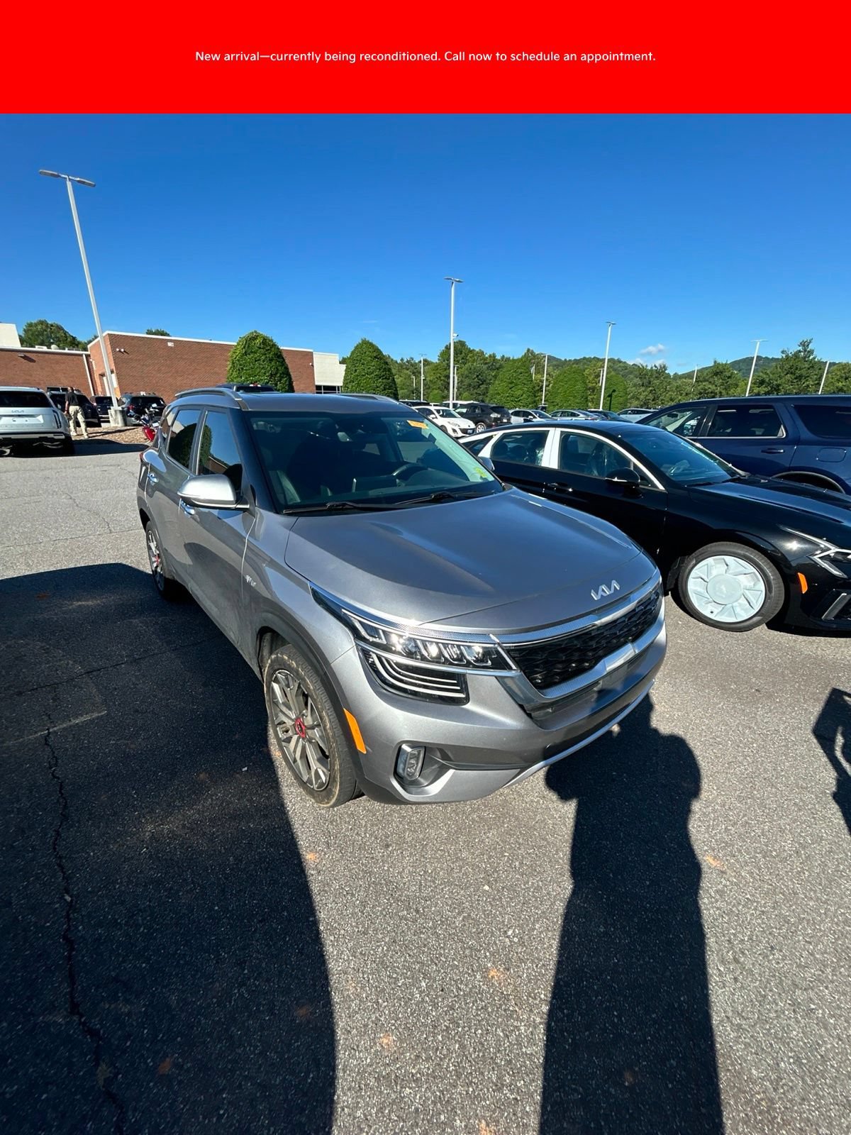 Certified 2023 Kia Seltos SX w/ SX Sunroof Package AWD/4WD image 4