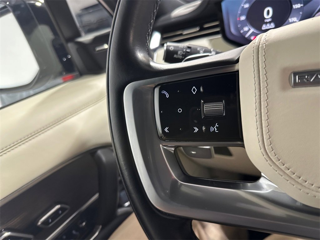 Used 2023 Land Rover Range Rover SE image 19