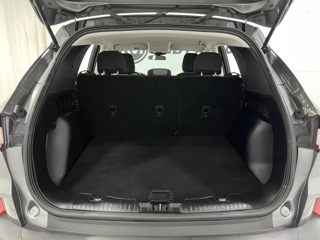 Used 2022 Ford Escape SE w/ Cold Weather Package image 24