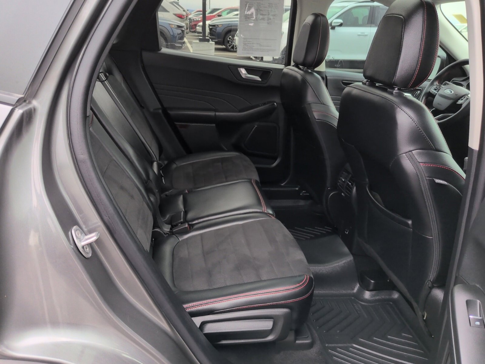 Used 2022 Ford Escape SEL w/ SEL Stealth AWD Package image 15