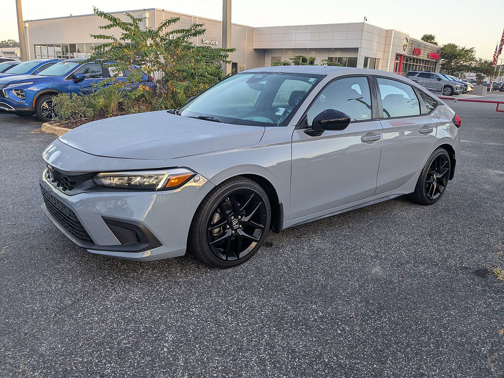 Used 2023 Honda Civic Sport image 9
