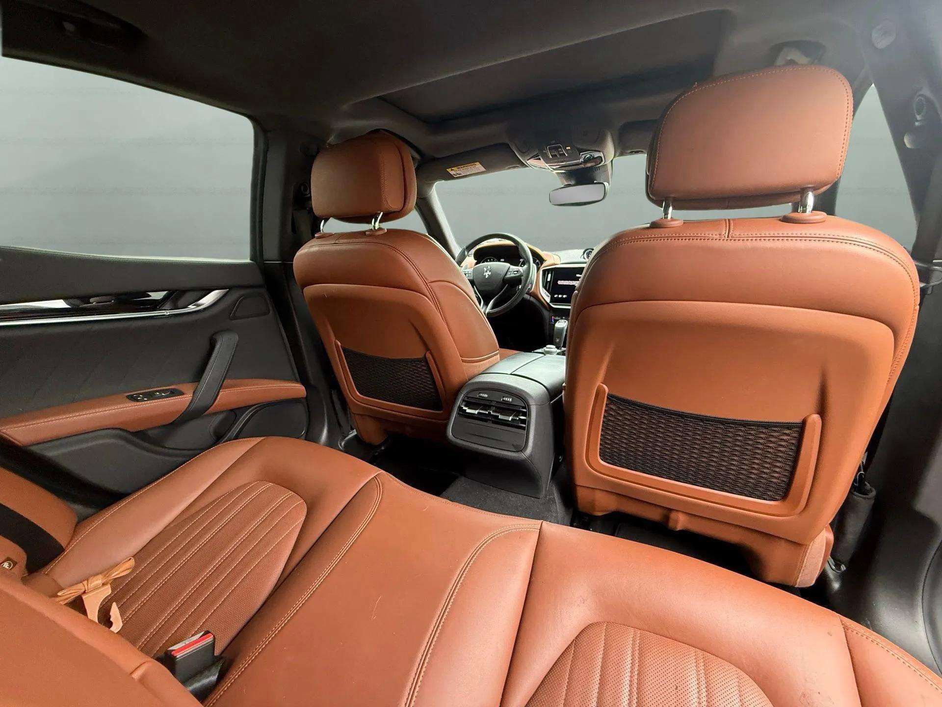 Used 2022 Maserati Ghibli Modena image 28