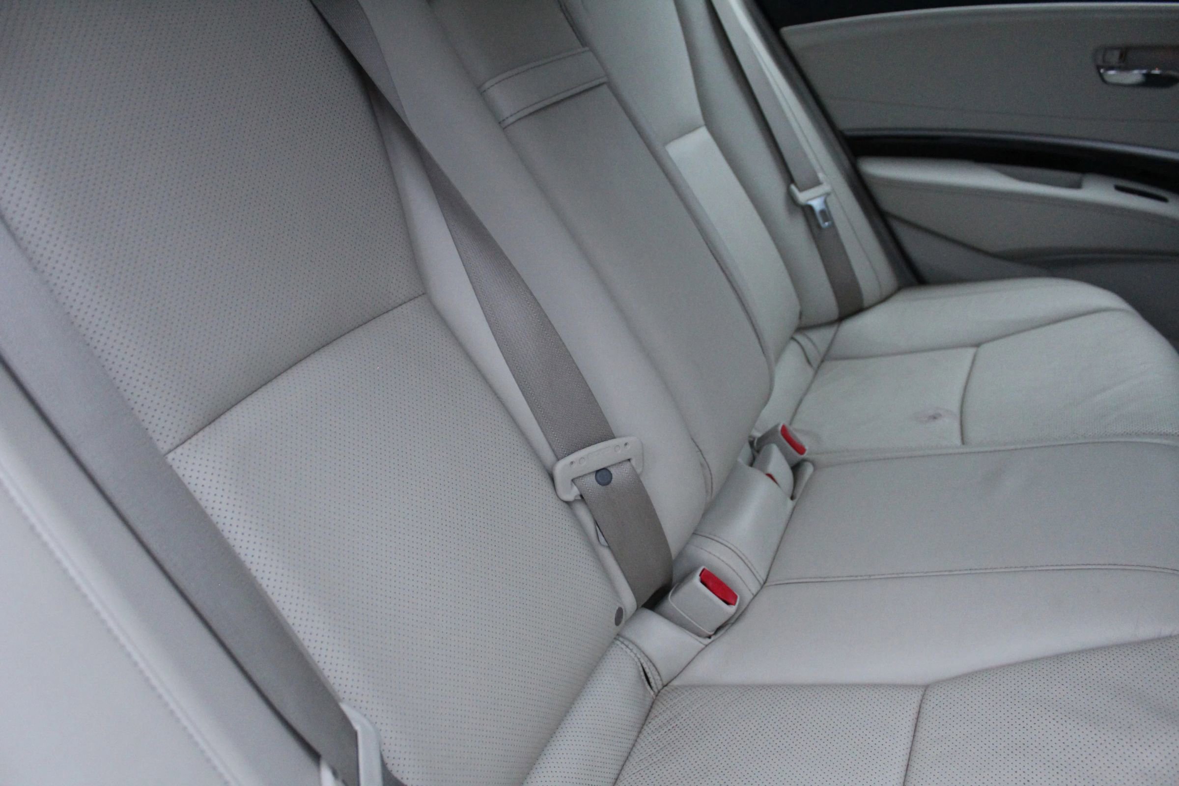 Used 2015 Acura RLX w/ Technology Package image 15