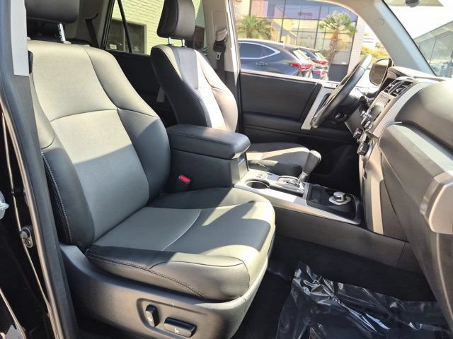 Used 2024 Toyota 4Runner SR5 Premium w/ Moonroof Package AWD/4WD image 35