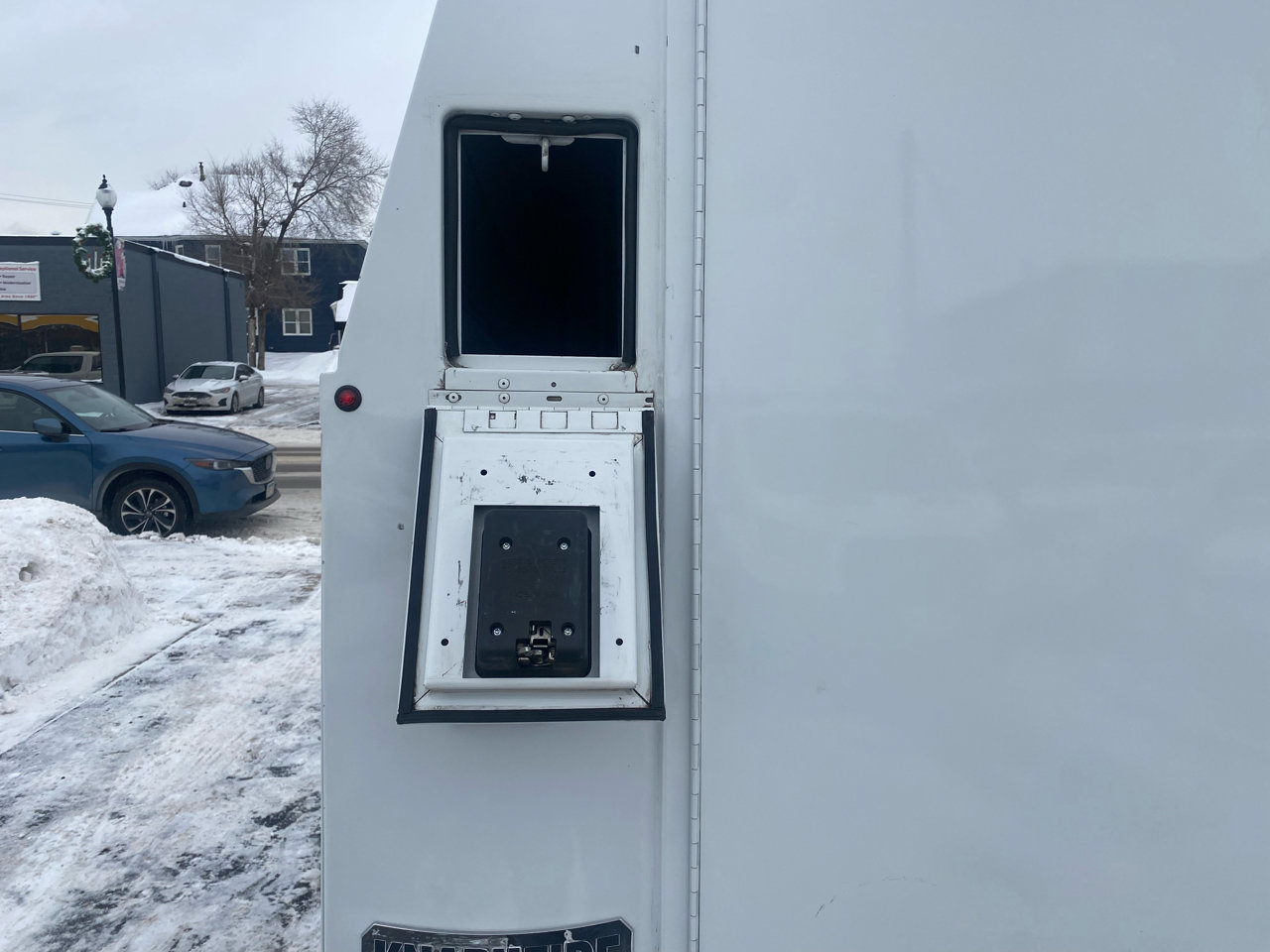 Used 2021 Chevrolet Express 3500 w/ Power Convenience Package image 41