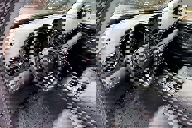 Used 2025 Honda Pilot Touring image 14