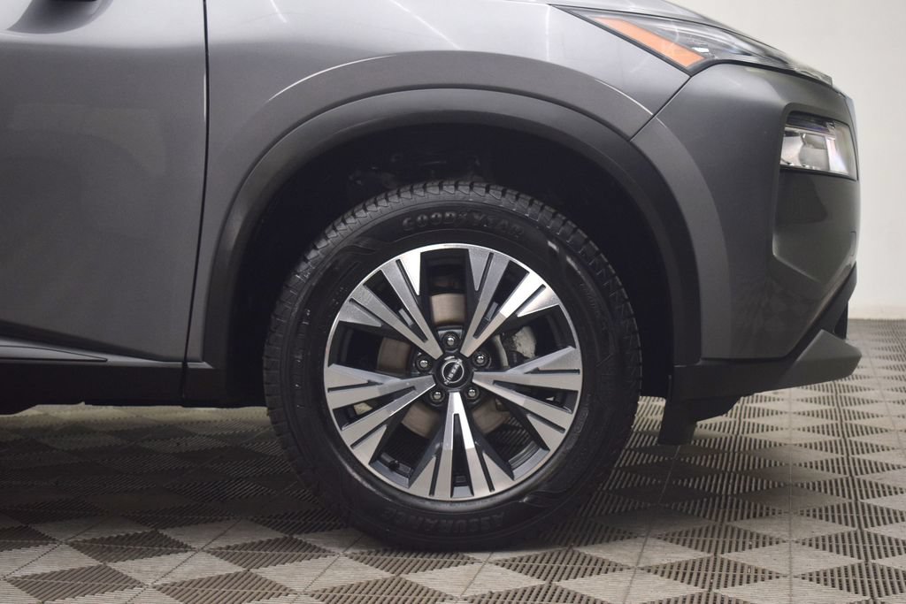 Used 2022 Nissan Rogue SV AWD/4WD image 30