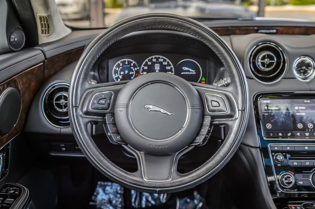 Used 2019 Jaguar XJ L Portfolio RWD image 26