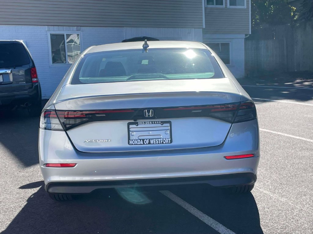 Used 2024 Honda Accord EX image 6