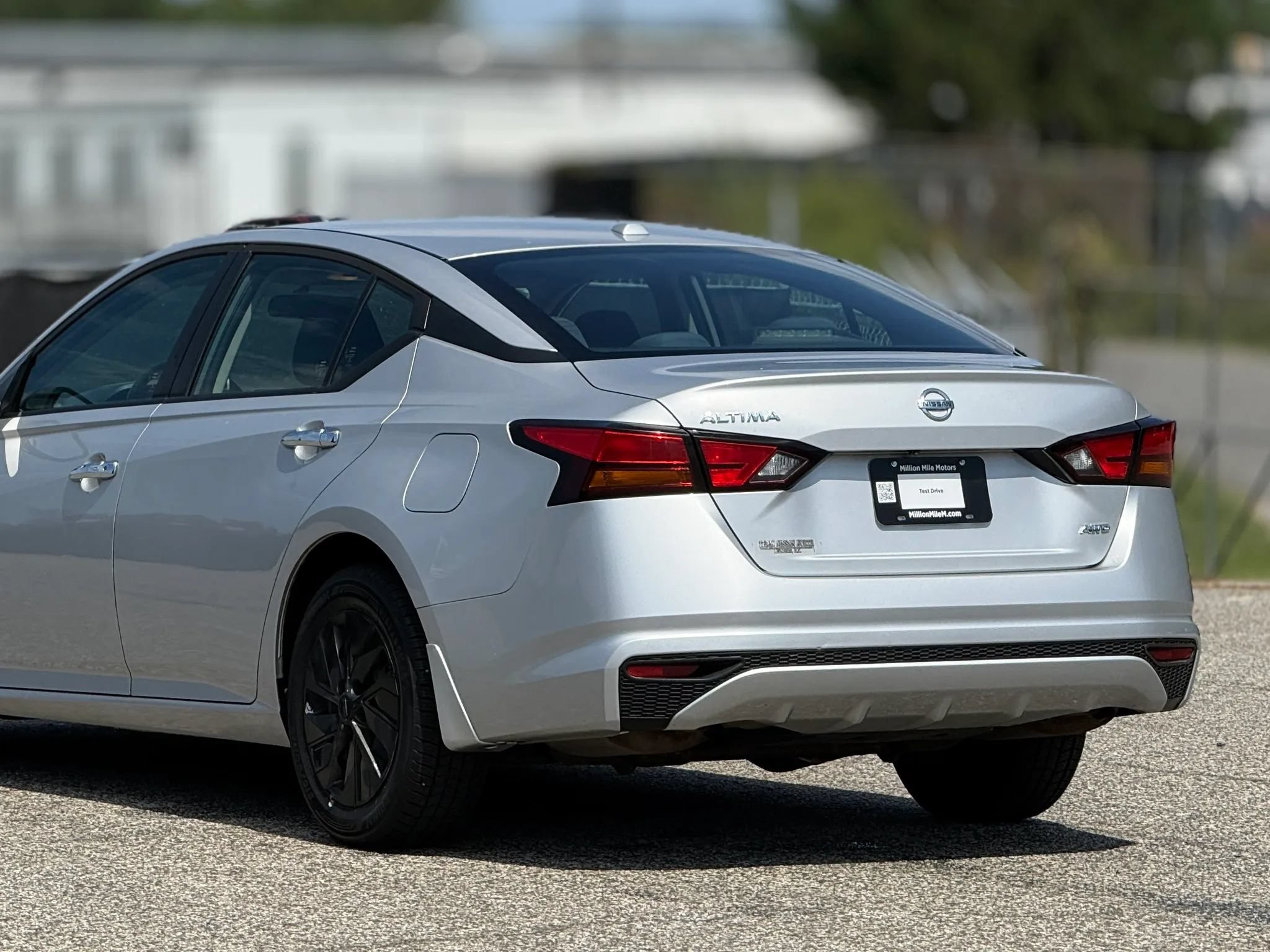 Used 2019 Nissan Altima 2.5 S AWD/4WD image 16