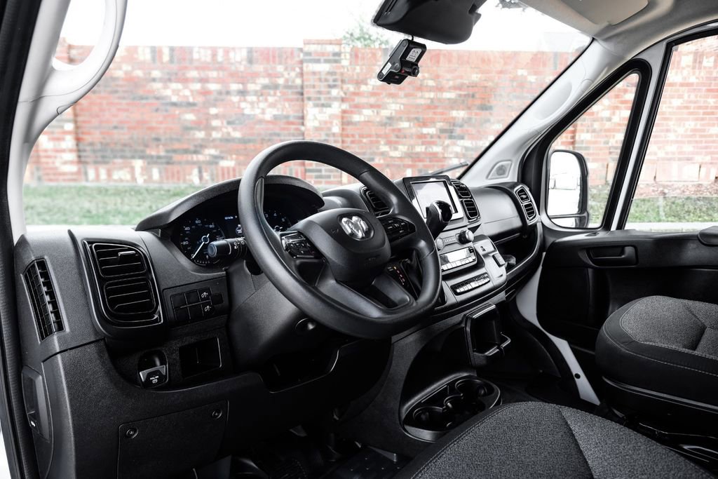 Used 2023 RAM ProMaster 2500 image 2