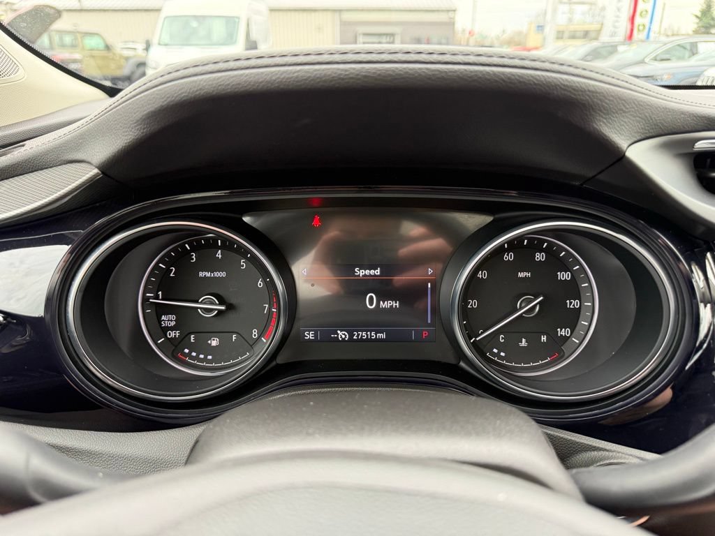 Used 2023 Buick Encore GX Essence w/ Experience Buick Package FWD image 31