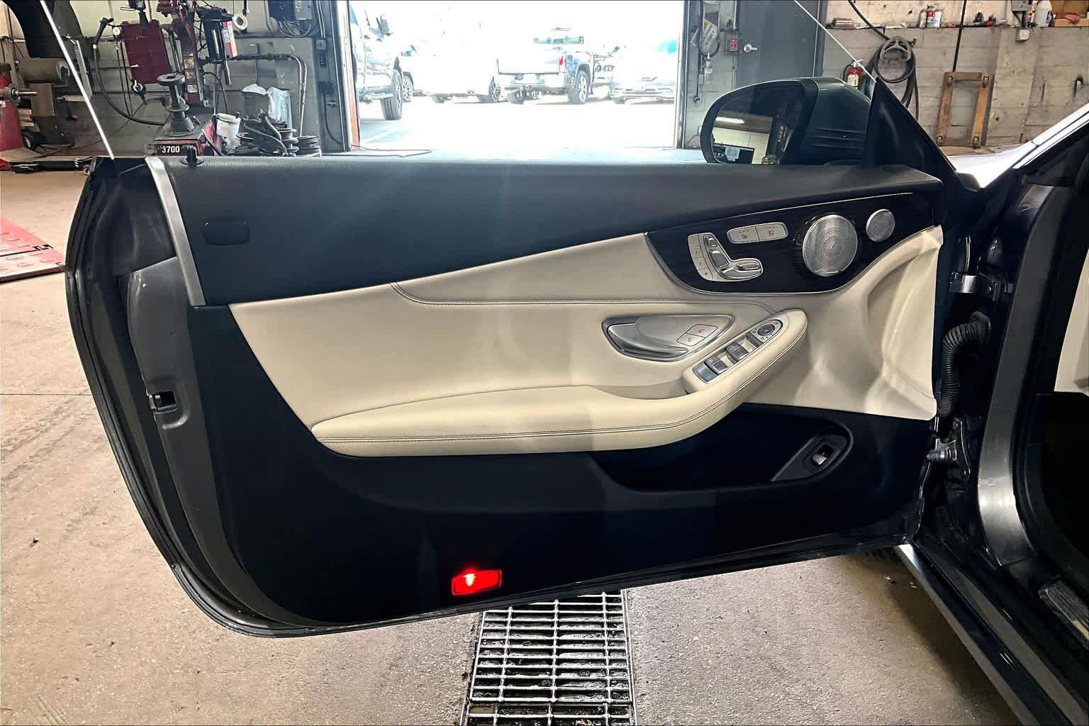 Used 2017 Mercedes-Benz C 300 4MATIC Cabriolet image 20