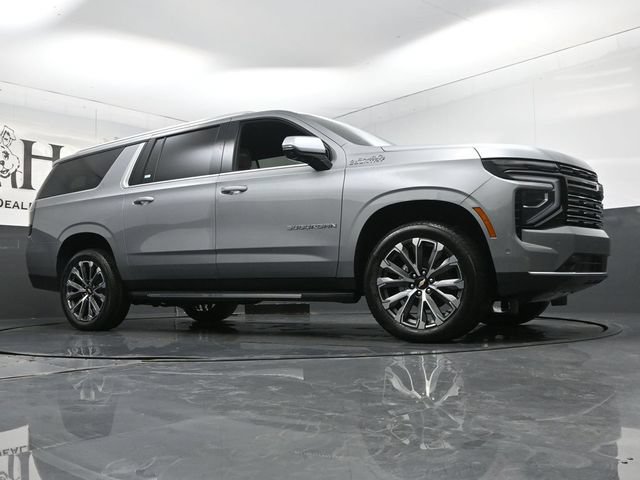 New 2026 Chevrolet Suburban High Country w/ Sun And Tow Package AWD/4WD image 2