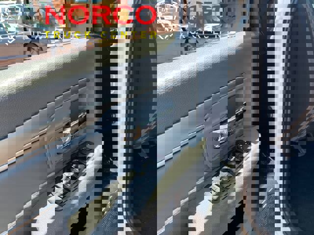 Used 2017 RAM 1500 Classic SLT image 13