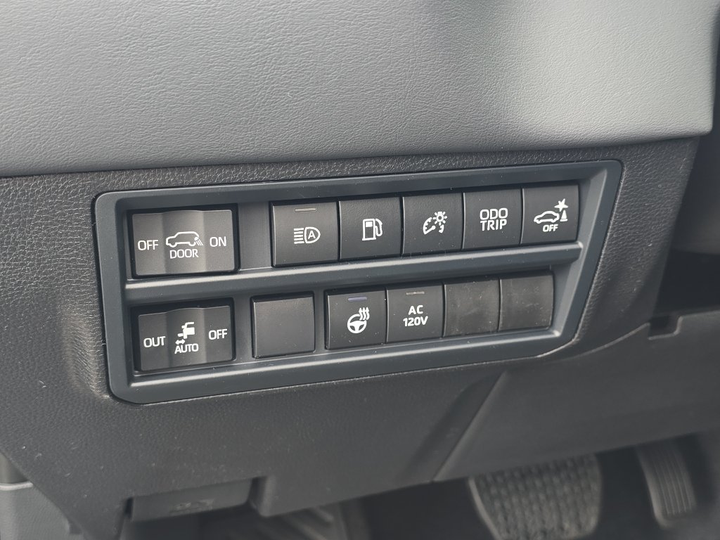 New 2026 Toyota Sequoia Platinum AWD/4WD image 30
