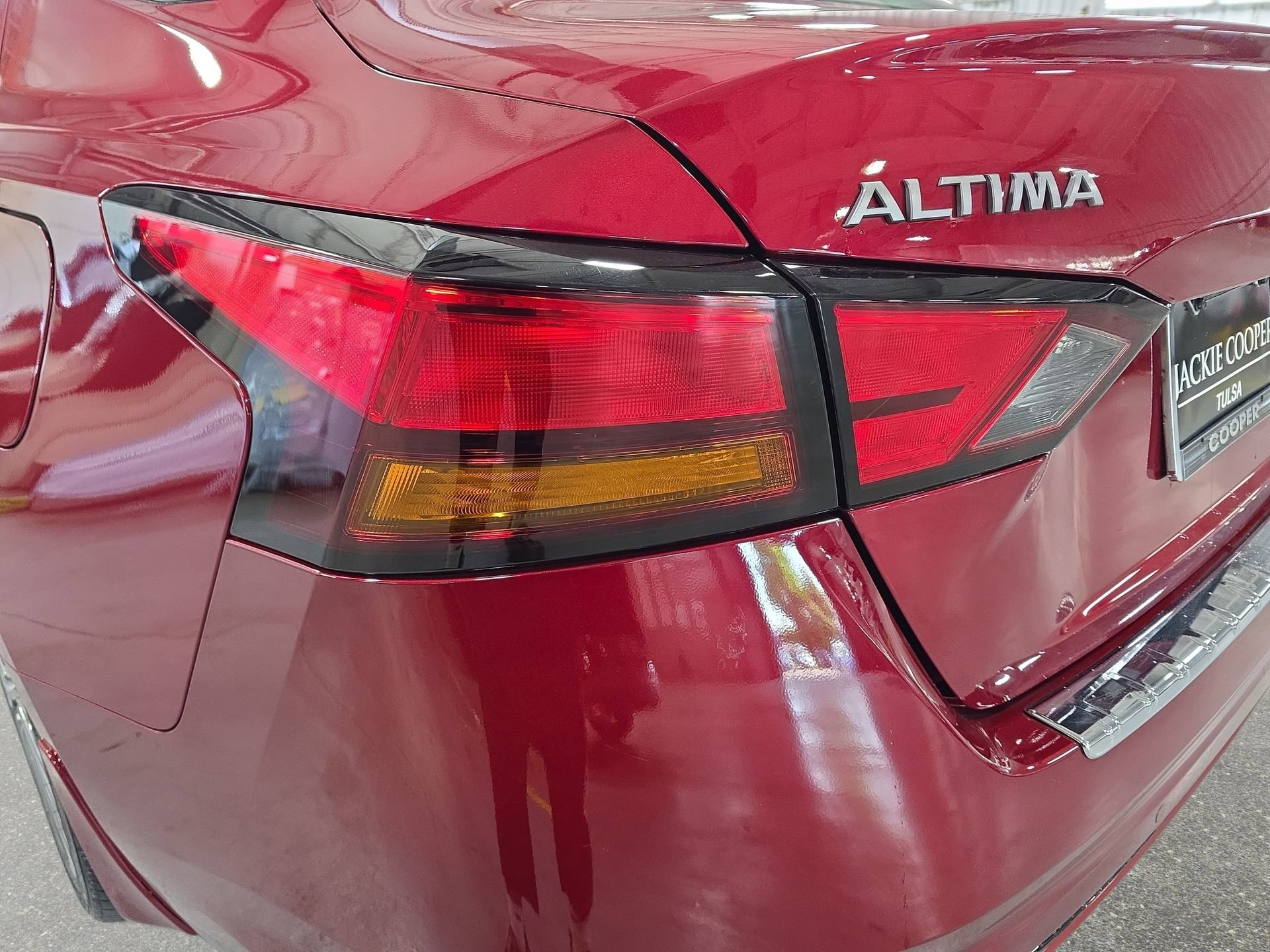 Used 2023 Nissan Altima 2.5 SL FWD image 33