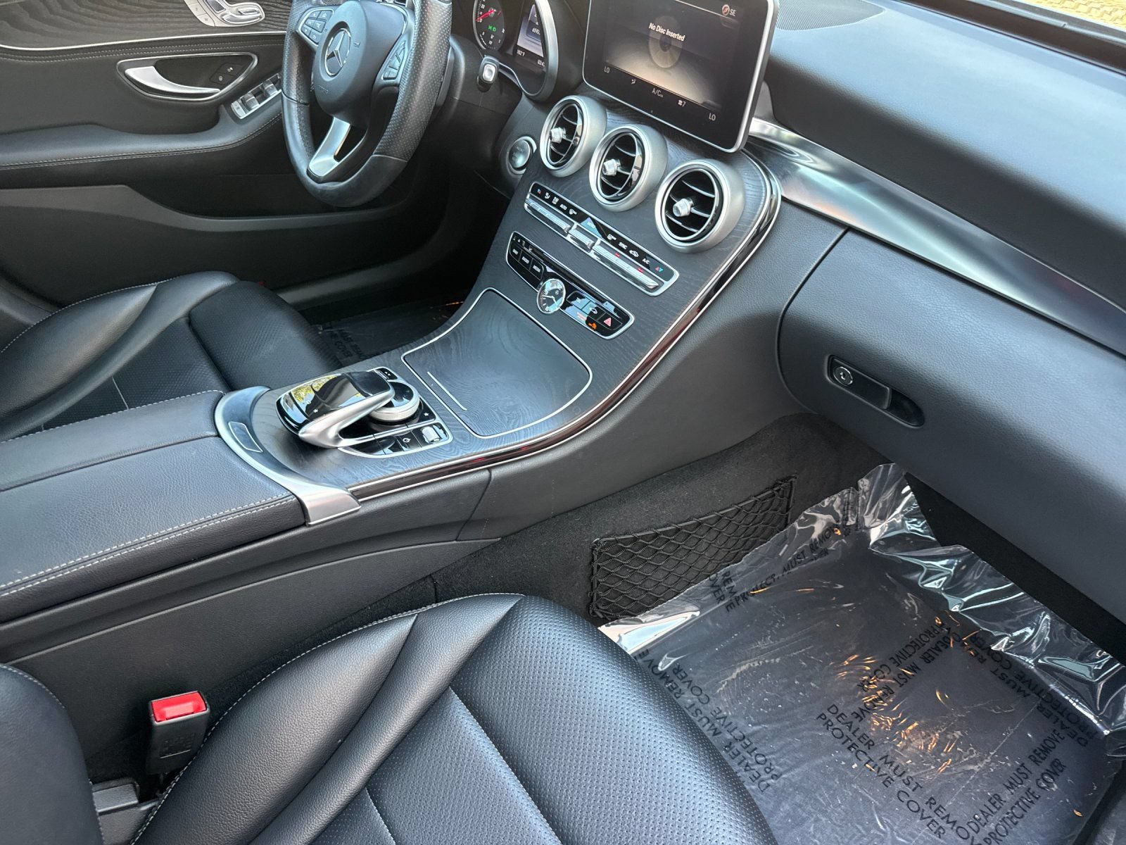 Used 2015 Mercedes-Benz C 300 Sedan image 15