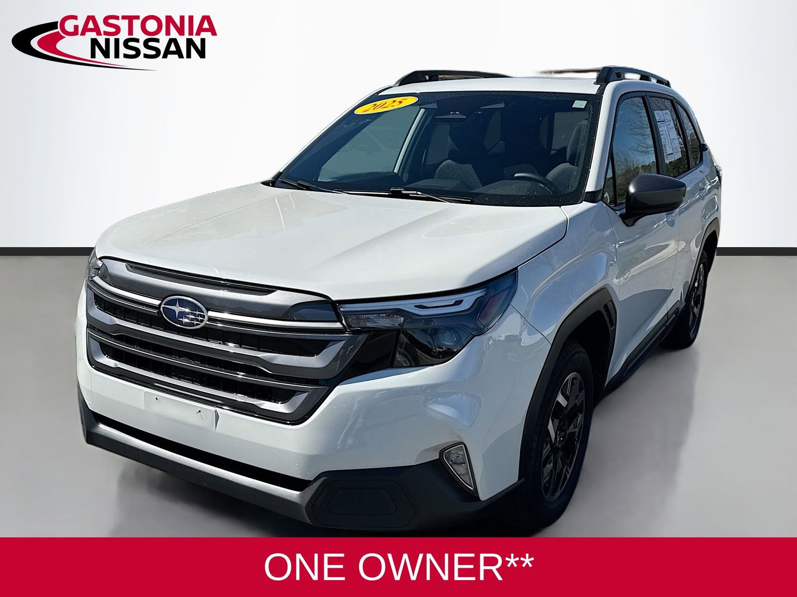 Used 2025 Subaru Forester Premium AWD/4WD image 3