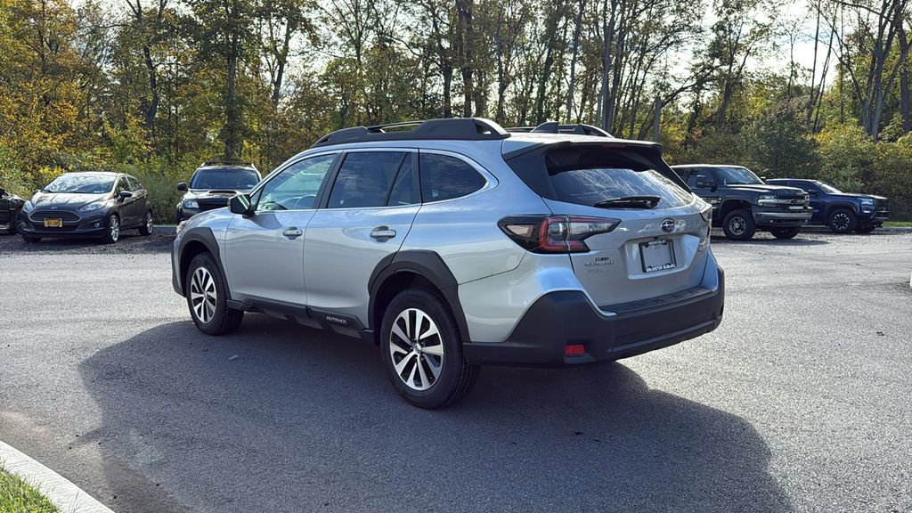 Certified 2023 Subaru Outback Premium image 5