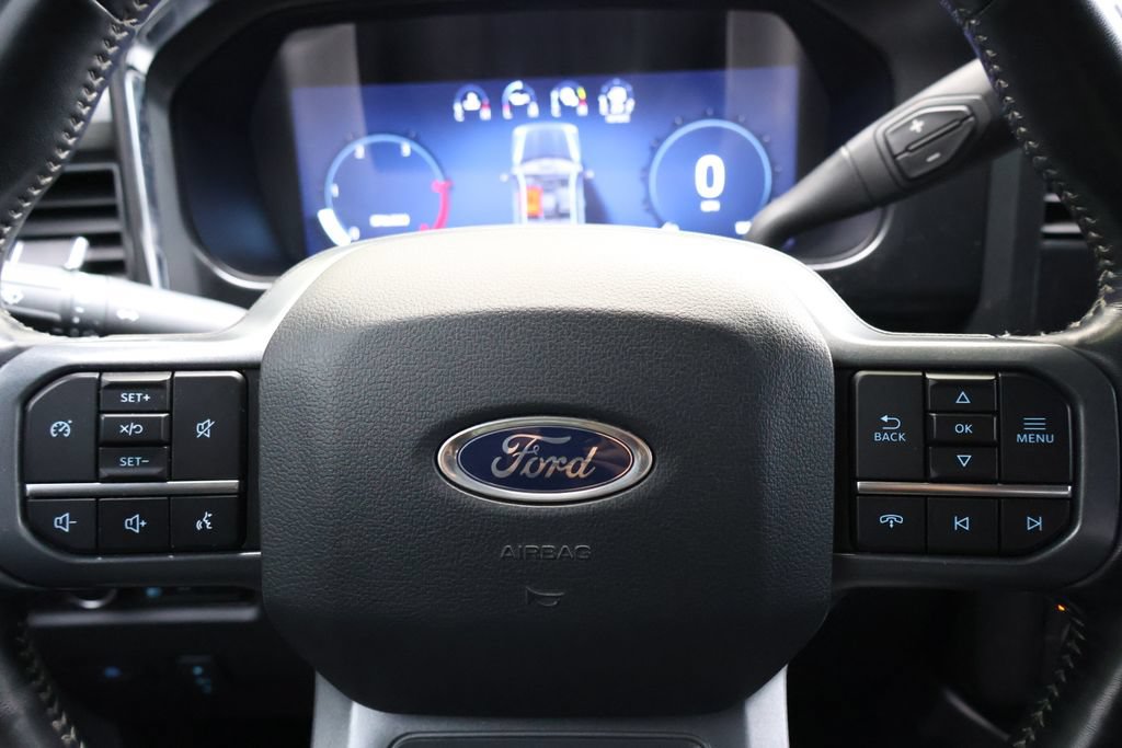 Used 2023 Ford F250 Lariat w/ Sport Appearance Package AWD/4WD image 35