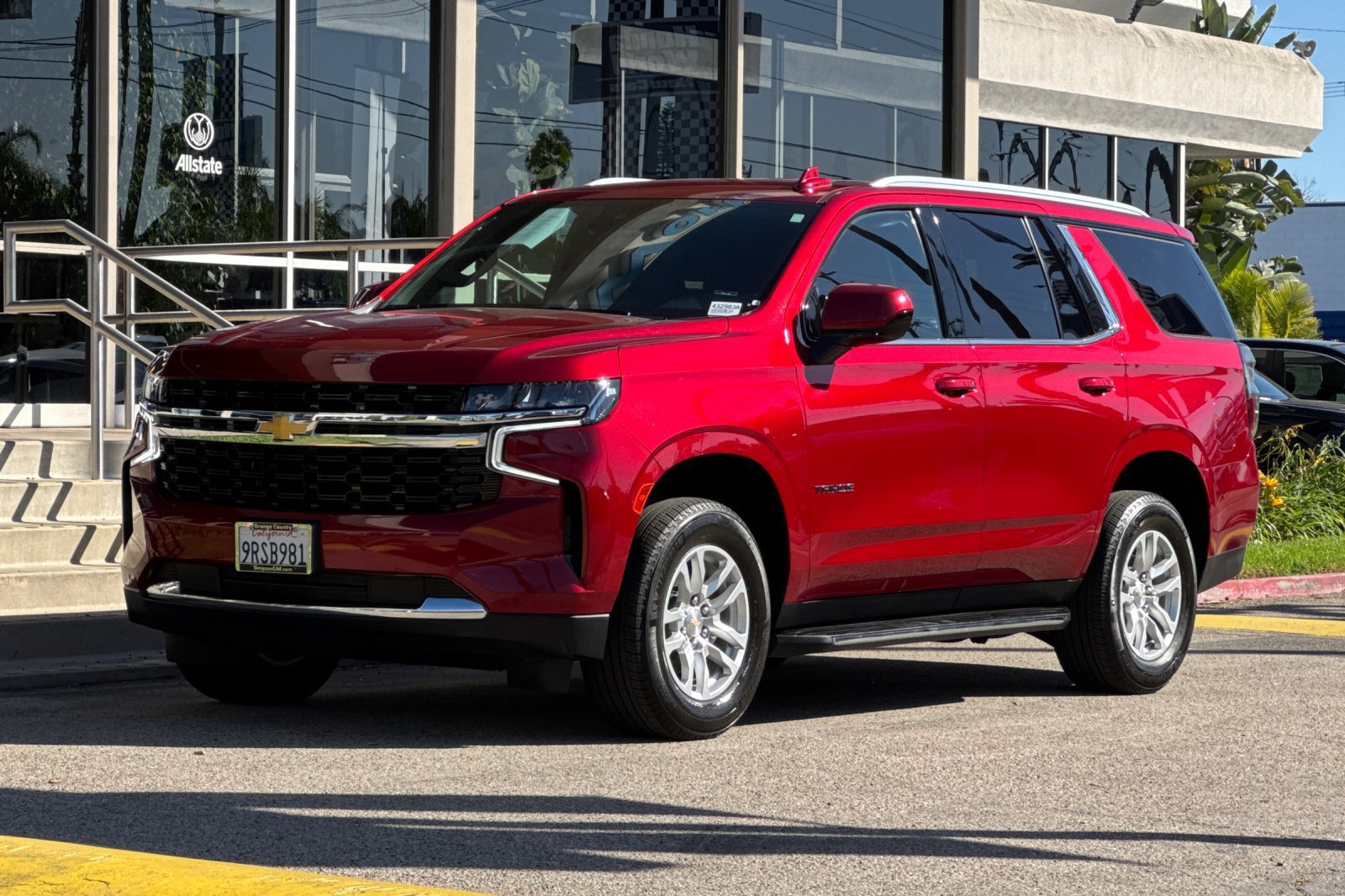 Used 2024 Chevrolet Tahoe LS RWD image 8