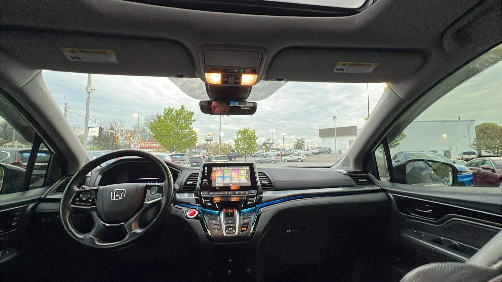 Used 2022 Honda Odyssey Elite image 19