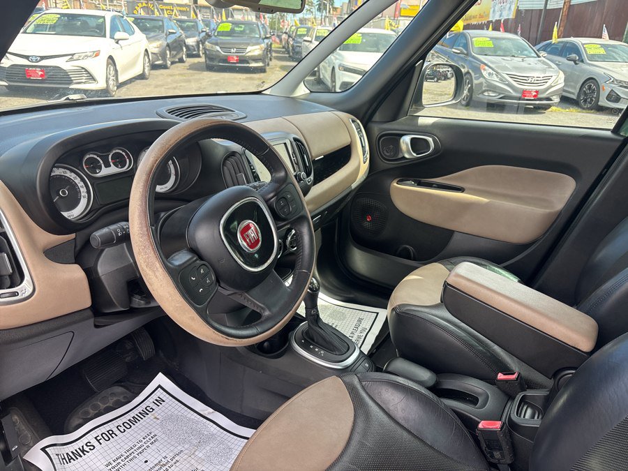 Used 2014 FIAT 500L Lounge FWD image 16