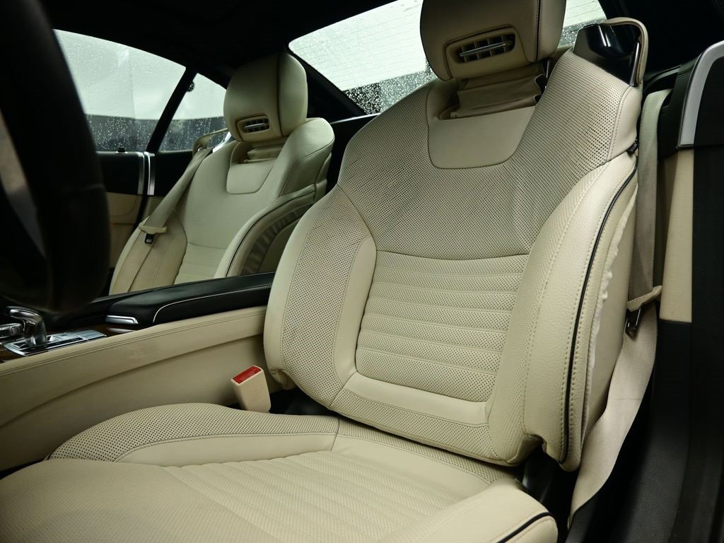 Used 2013 Mercedes-Benz SL 550 image 12
