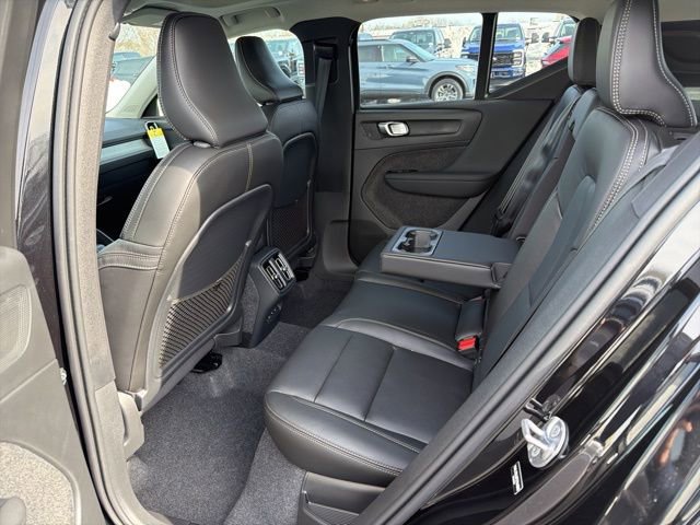 New 2026 Volvo XC40 B5 Core w/ Protection Package Premier image 8