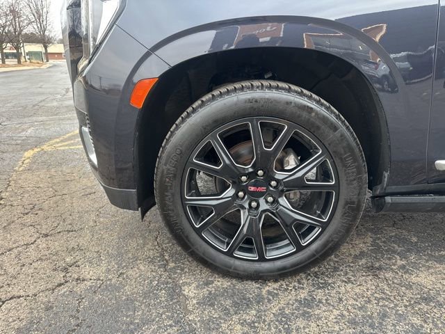 Used 2023 GMC Yukon Denali w/ LPO, Floor Liner Package image 23