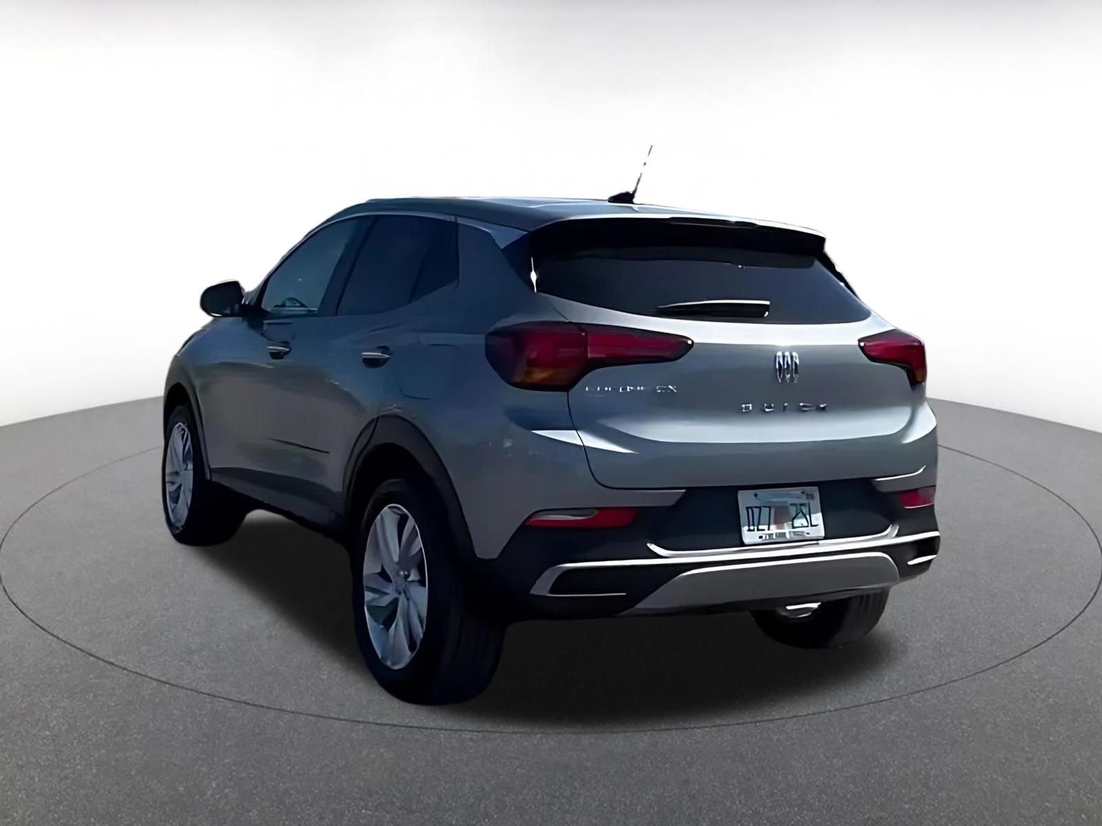 Used 2025 Buick Encore GX Preferred AWD/4WD image 12