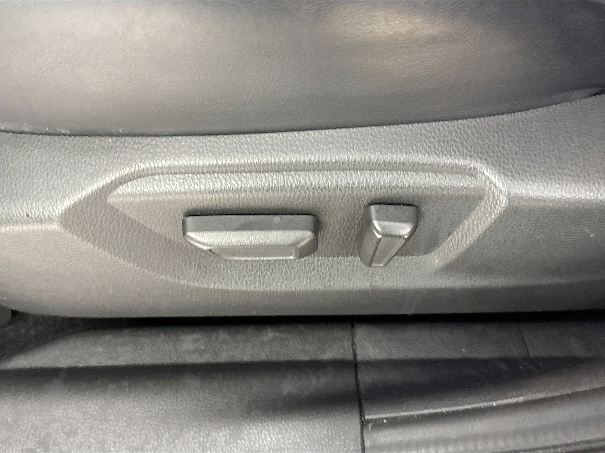 Used 2025 Mitsubishi Eclipse Cross SE image 24