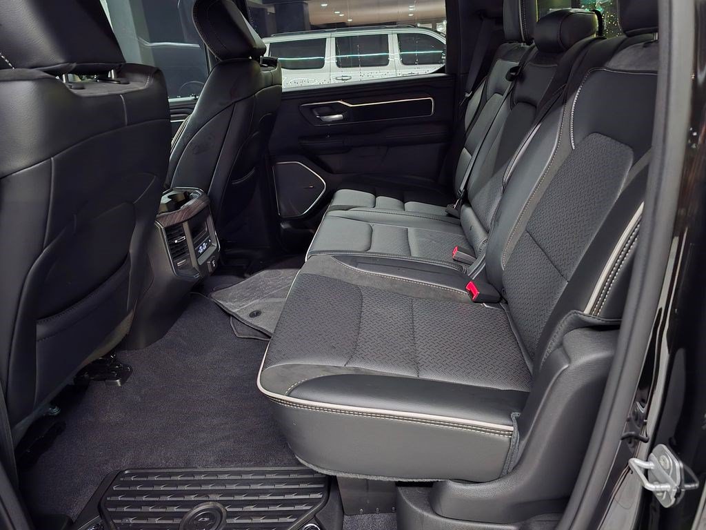 Used 2025 RAM 1500 Laramie w/ Night Edition AWD/4WD image 36