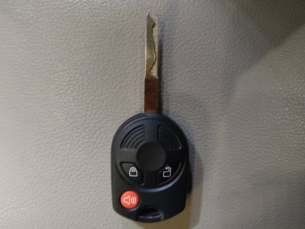 Used 2016 Ford Escape SE FWD image 32