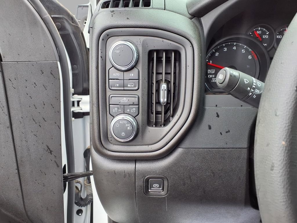 Used 2024 GMC Sierra 1500 Pro w/ Pro Value Package AWD/4WD image 15