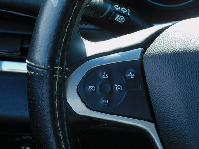 Used 2023 Chevrolet Traverse LT image 18