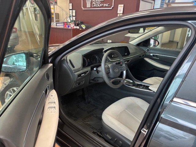 Used 2021 Hyundai Sonata SEL image 15