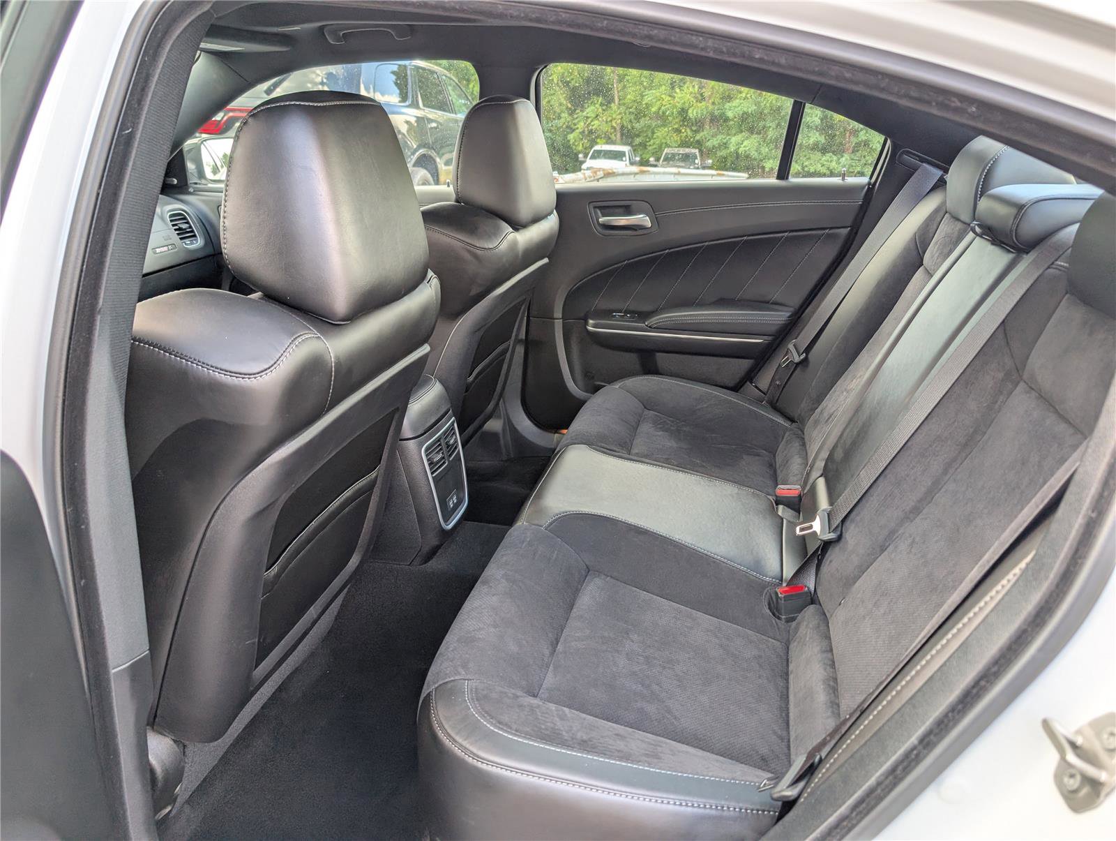 Used 2023 Dodge Charger Scat Pack w/ Dynamics Package image 14