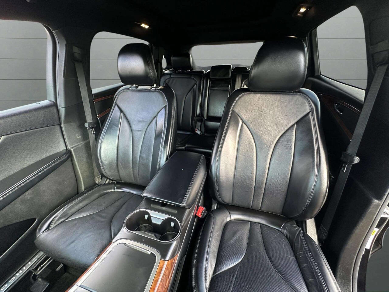 Used 2018 Lincoln MKX Reserve w/ Lincoln MKX Climate Package image 21