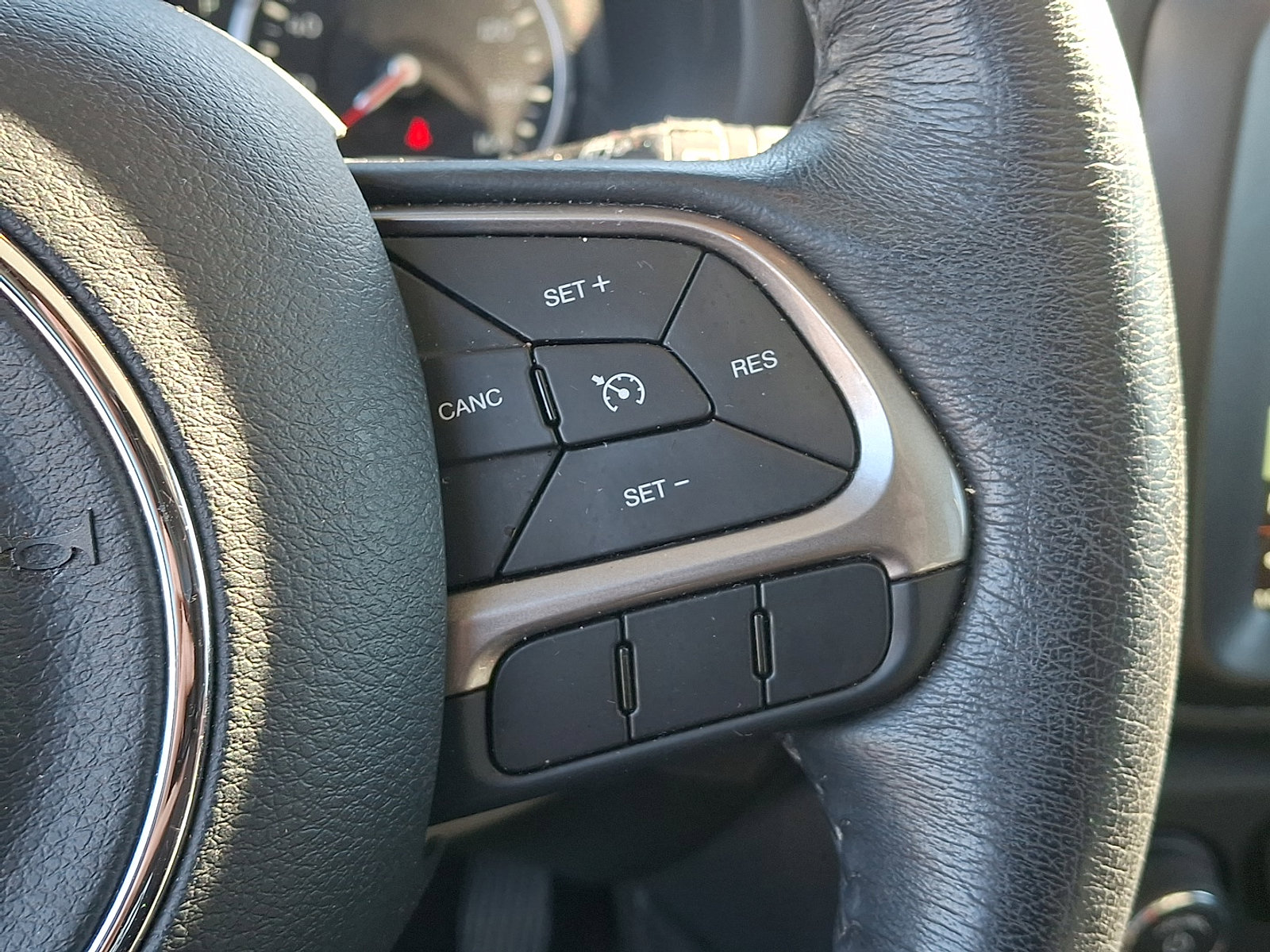 Used 2022 Jeep Renegade Limited w/ Sun, Sound & Wheels Group image 20