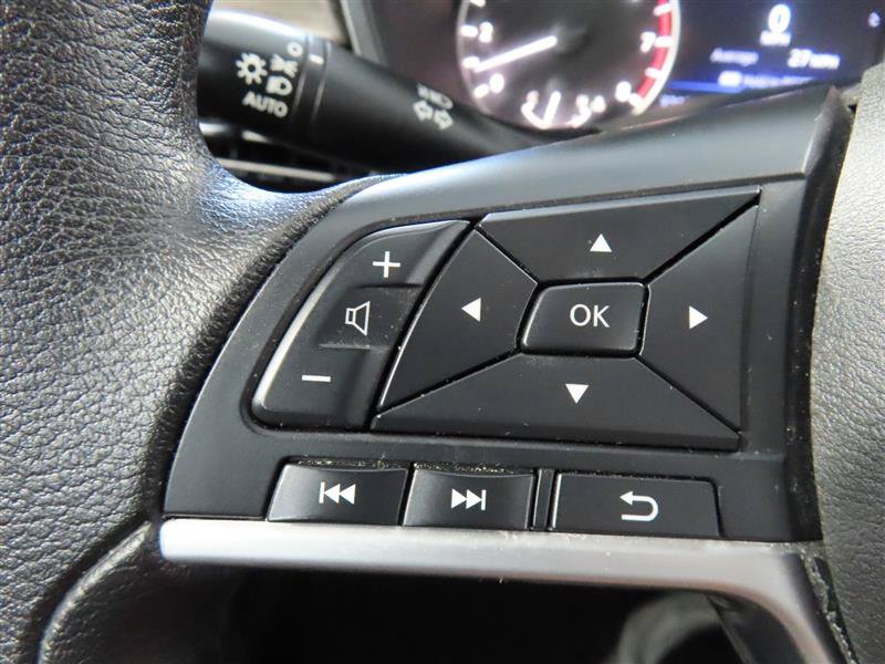 Used 2025 Nissan Altima 2.5 SV FWD image 22